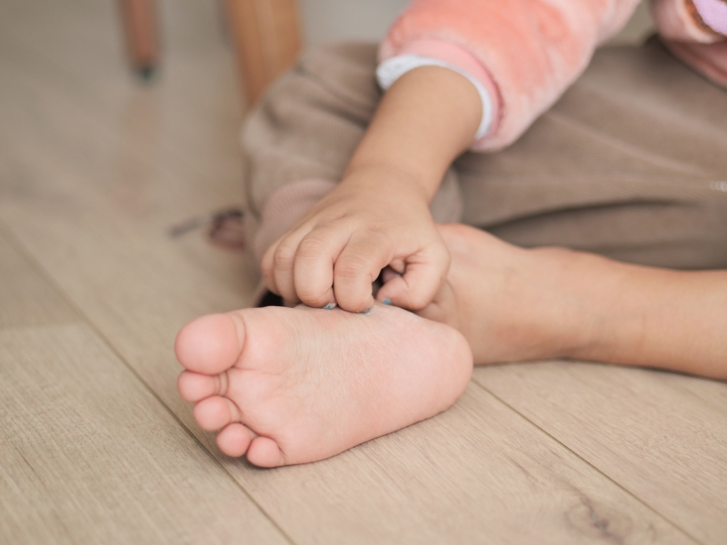 Bé Gái Bị Ngứa Vùng Kín Phải Làm Sao?